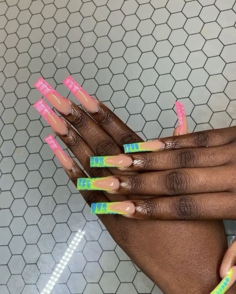 Colorful Croc Print Nails, Neon Crocodile Nails, Neon Croc Nails, Croc Tip Nails, Colorful Croc Nails, 3d Crocodile Nails, Alligator Nails Designs, C Curve Nails Acrylics, Short Croc Nails