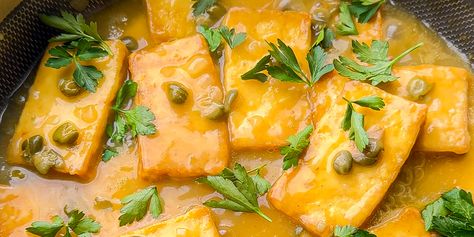 Lemon Caper Tofu - That Vegan Babe Lemon Caper Tofu, Clean Plant Based Recipes, Savory Plant, Air Fried Tofu, Tofu Protein, Tofu Seasoning, Budget Vegan, Cooking Vegetarian, Capers Recipe