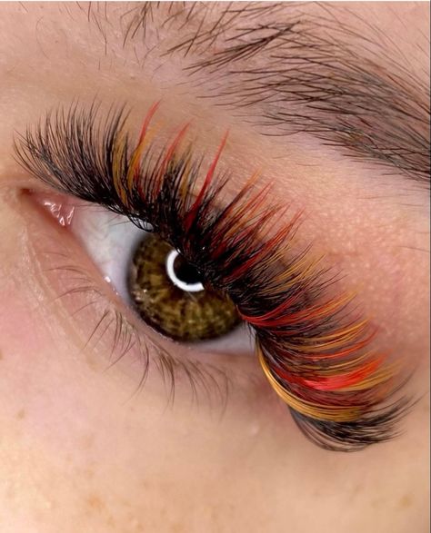 Holiday Lash Extensions, Creative Lash Extensions, Christmas Lash Extensions, Color Lashes Extensions, Fall Lashes, Holiday Lashes, Color Lash Extensions, Colored Eyelash Extensions, Mega Volume Lash Extensions