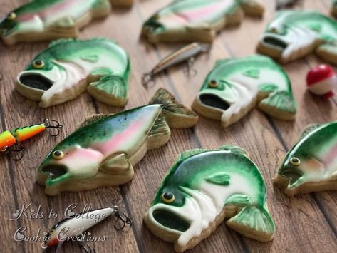 https://www.instagram.com/p/BYOS-XkBoVA/?igshid=2vzwq45x9nx0 Bass Cookies Decorated, Bass Fishing Cookies, Bass Fish Cookies Decorated, Camo Cookies, Fishing Cookies, Hunting Theme, Fish Cookies, Decorative Cookies, Crazy Cookies