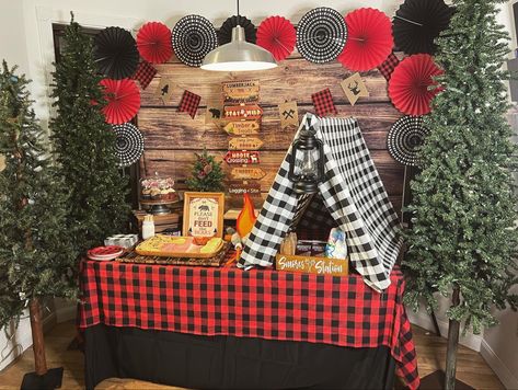 Fall Flannel Party Decor, Channel The Flannel Party, Flannel Decorations Party, Flannel Christmas Party Theme, Flannel Holiday Party, Corporate Party Theme, Friends Holiday Party, Plaid Party Decorations, Flannel Party