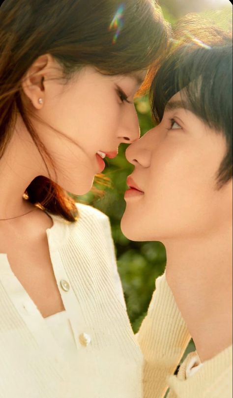 Sweet Couple Pictures, Korean Couple Photoshoot, Playful Kiss, Chen Zheyuan, Chen Zhe Yuan, Zhao Lu Si, K Wallpaper, Hidden Love, Actor Picture