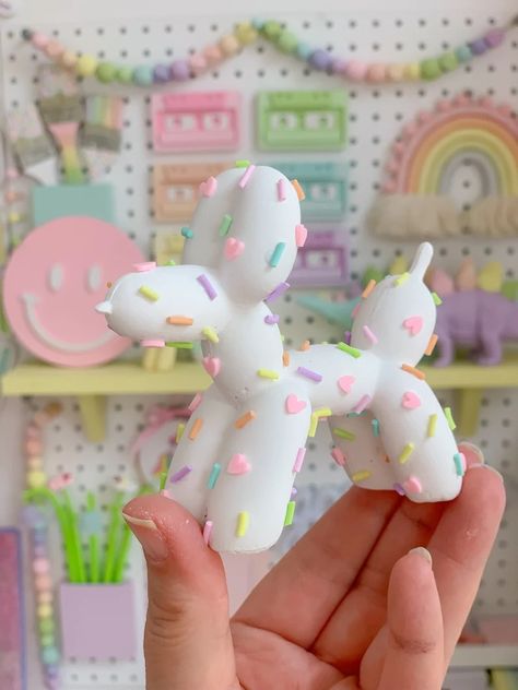 Balloon Dog Decor, Balloon Dog Ornament, Balloon Dog, Pastel Balloon Dog, Pastel Decor, Balloon Dog Sculpture, Balloon Dog Statue - Etsy Balloon Craft Ideas, Clay Balloon Dog, Balloon Dog Decor, Aesthetic Ornaments, Dog Balloon, Balloon Dog Sculpture, Pastel Cupcakes, Balloon Crafts, Clay Diy Projects