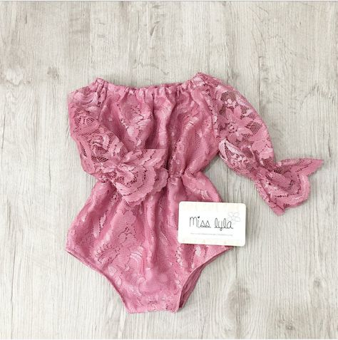 Boho Baby Birthday, Boho Baby Romper, Baby Birthday Outfit, Lace Romper Baby, Baby Lace, Trendy Baby Clothes, Birthday Girl Outfit, Lace Outfit