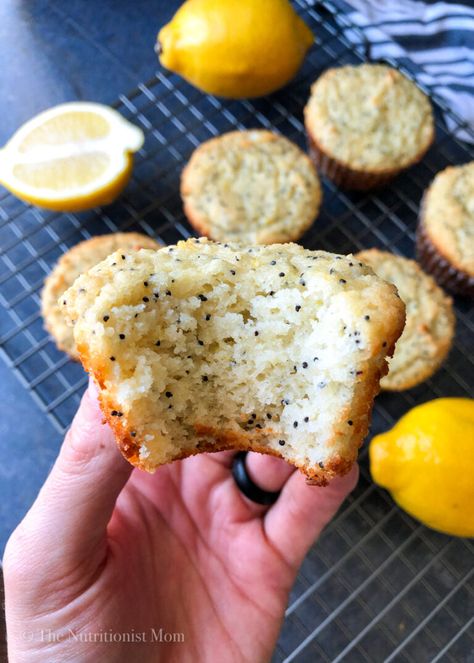 LEMON POPPYSEED COLLAGEN PROTEIN MUFFINS - Nutritionist Mom Protein Baking, Protein Cake, Poppy Seed Muffins, Protein Bread, Lemon Poppyseed Muffins, Lemon Muffins, Protein Muffins, Protein Cookies, Collagen Protein