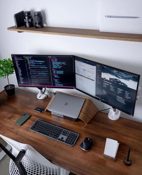 Two Screen Desk Setup, Manager Desk, Work Setup, Dream Setup, Dual Screen, Desktop Setup, Desk Goals, Desk Set, Desk Setup