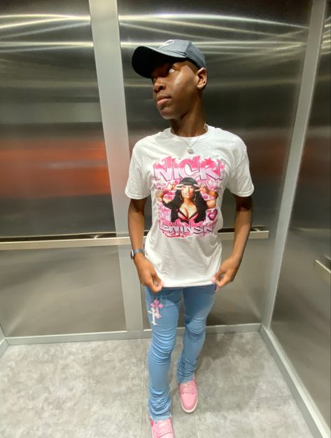 Nicki Minaj Outfit Inspo Triple pink dunks Triple Pink Dunks Outfits, Dunk Fits, Triple Pink Dunks, Dunks Outfits, Pink Dunks, Dunk Outfit, Boujee Outfits, Mens Graphic, Casual Outfits