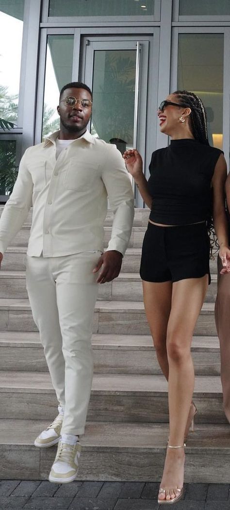 Daniel Ezra And Samantha Logan, Black Couple Dinner Date Outfit, Couple Dinner Date Outfit, Couple Dinner Date, Daniel Ezra, Couple Dinner, Samantha Logan, Dinner Date Outfit, Picnic Inspo