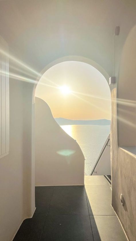 Santorini Sunset, Practicing Mindfulness, Iphone Pictures, Instagram Frame, Summer Wallpaper, Pastel Wallpaper, Slow Living, Modern Life, White Aesthetic