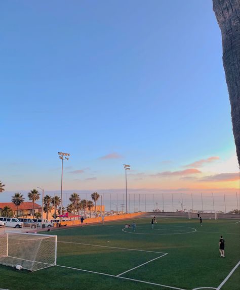 Soccer Trophy Aesthetic, Soccer Beach Aesthetic, Soccer Camp Aesthetic, Aesthetic Sports Pictures, Sports Field Aesthetic, Sports Day Aesthetic, Playing Soccer Aesthetic, Womens Football Aesthetic, Soccer Field Aesthetic