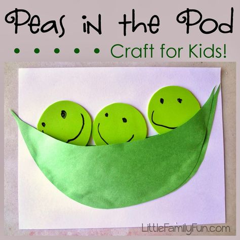 (Eat your vegetables day) Simple peas in a pod craft. K-2nd grade. Toddler Vegetables, Vegetable Crafts, Garden Crafts For Kids, Toddler Art Projects, Spring Craft, Spring Crafts For Kids, Daycare Crafts, Toddler Art, Fun Crafts For Kids