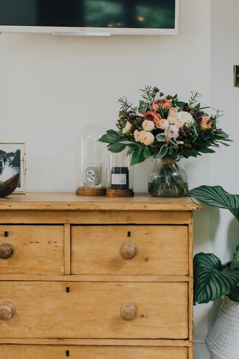 Rebecca's Kitchen - Rock My Style | UK Daily Lifestyle Blog Autumn Flower Bouquet, Farrow And Ball Kitchen, Modern Country Kitchens, Oak Parquet, Oak Parquet Flooring, Pine Chest Of Drawers, Farmhouse Style Table, Pine Chests, Pine Furniture