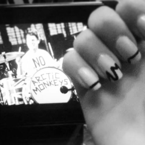 ArcticMonkeys Manicure #AM Arctic Monkey, The Arctic Monkeys, Library Pictures, Monkey 3, After Midnight, Alex Turner, Arctic Monkeys, Monkeys, Makeup Inspiration