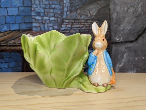 🐕 Big deals! Vtg 1998 Beatrix Potter Rabbit Ceramic Easter Planter Flower Pot Teleflora Spring Decor only at $25.0 Hurry. #ChildsRoomDecor #TelefloraGifts #EasterGift #PeterRabbit #easter #planter #Rabbit #EasterBunny #BeatrixPotter #Philippines Rabbit Standing, Cabbage Bowl, Flower Pot Ceramic, Easter Garden, Wooden Figurines, Vintage Bowls, Planter Pots Indoor, Paint Chips, Beatrix Potter