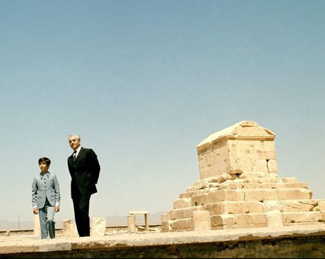 Tomb Of Cyrus The Great, Tomb Of Cyrus, Mohammad Reza Pahlavi, Reza Shah, Best Flower Wallpaper, Reza Pahlavi, King Of Persia, Pahlavi Dynasty, Cyrus The Great