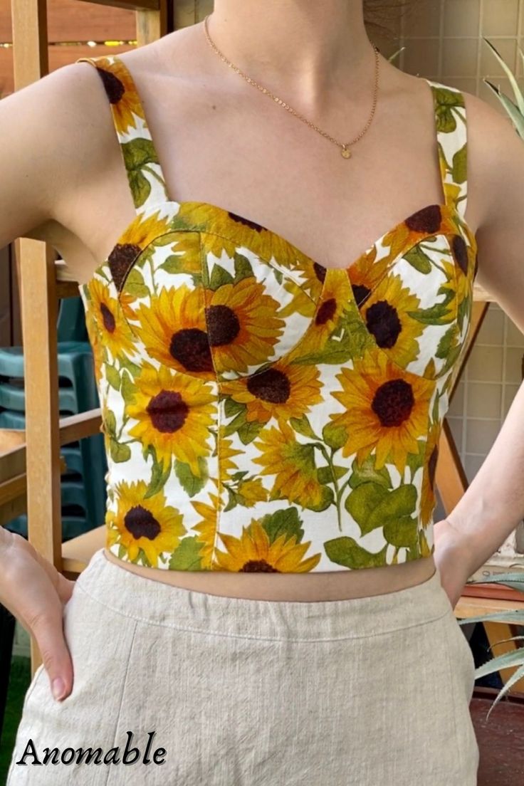 Fashion Construction, Linen Corset, Floral Corset Top, Floral Bustier, Linen Crop Top, Floral Corset, Linen Crops, Sunflower Print, Bustier Top