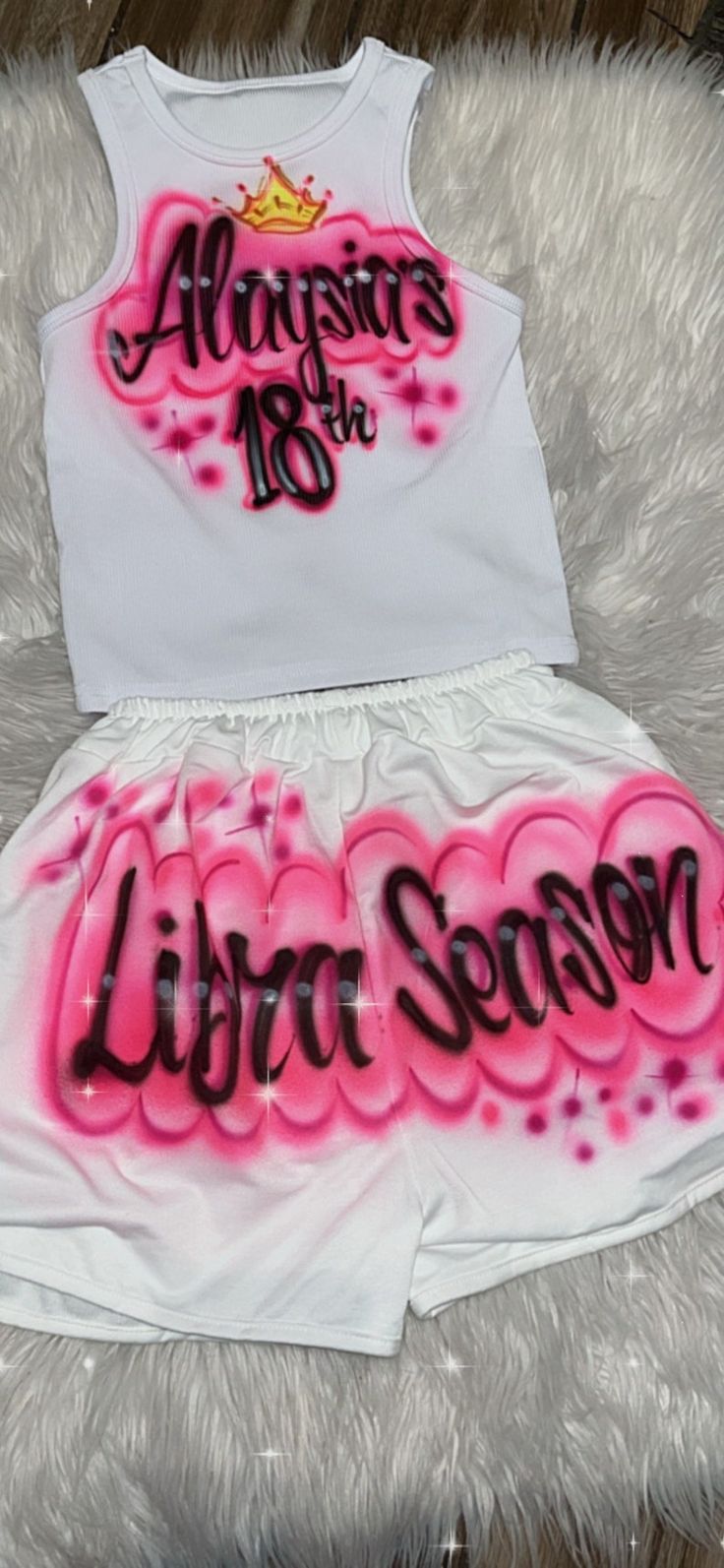 Custom Personalized Airbrush Name Booty Shorts Crop Top Set - Etsy Pink Graphic Print Sets For Summer, White 90s Style Shorts For Summer, White 90s Style Summer Shorts, Pink Graphic Print Shorts For Summer, Cute Party Shorts For Summer, Cute Summer Party Shorts, 90s Summer Birthday Tops, 90s Style Summer Birthday Tops, 90s Summer Tops For Birthday