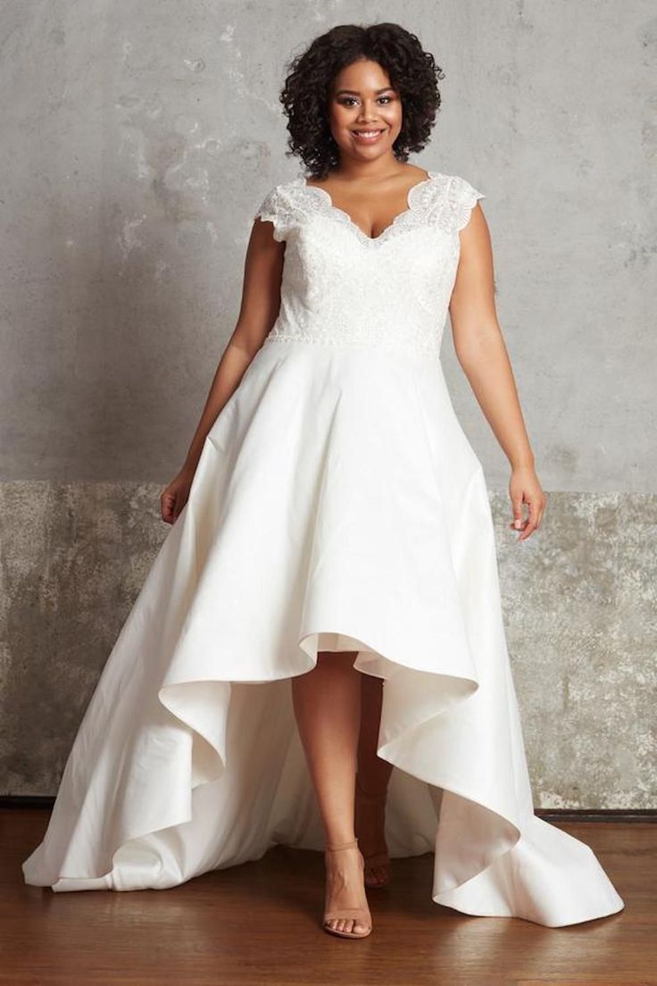 High Low Wedding Dresses: Ella & Oak Katie Ruffled Gown Hi Low Wedding Dress, Wedding Dresses High Low, High Low Gown, Minimalist Wedding Dresses, Lace Ball Gowns, Embellished Gown, A Line Wedding Dress, Romantic Dress, Plus Size Wedding