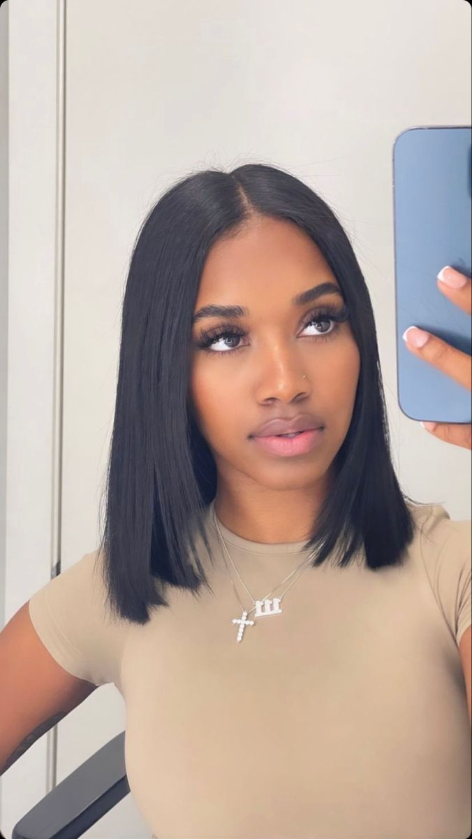 Bob Styles For Black Women Real Hair, Ends Clipped Natural Hair, Sleek Bob Hairstyles Black Women, Shoulder Length Haircut Black Women, Sew In Bobs For Black Women, Bob Cut Black Women Real Hair, Jet Black Bob Black Women, Bob Haircuts Black Women, Relaxed Hair Bob