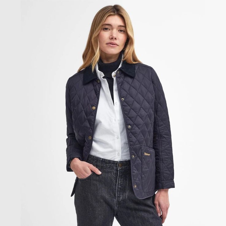 Barbour Annadale Women's Quilted Jacket | Navy⁠ Barbour's Annandale is a contemporary women's quilted jacket with a feminine silhouette. Features include two hand pockets, a small internal zipped pocket and an embroidered logo on the pocket flap. A sit-down corduroy collar and diamond-quilted outer create the signature Barbour look.⁠ ⁠ Features:⁠ Two external hand pockets.⁠ One internal zipped pocket.⁠ Barbour branded press studs.⁠ Barbour embroidered logo to the pocket flap.⁠ ⁠ Material:⁠ Ou... Barbour Annandale, Barbour Coat, Barbour Quilted Jacket, Barbour Women, Functional Clothing, Womens Quilted Jacket, Jumper Shirt, Trench Coats Women, Parka Jacket