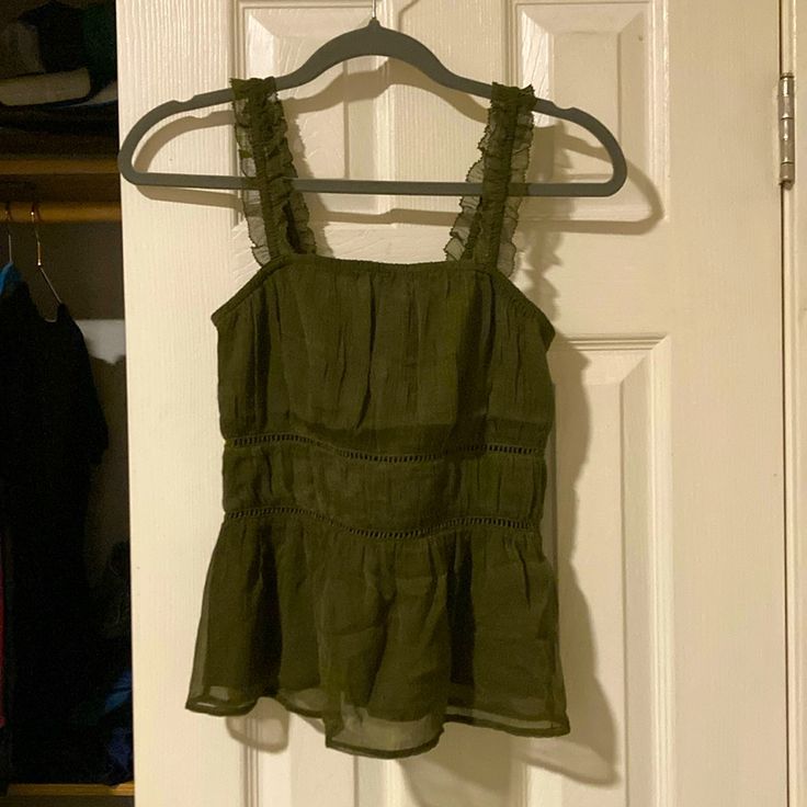 Nwt Old Navy Tank Top Blouse In Size Xs. Gorgeous Dark Green Color With Ruffle Straps And Light, Flowy Material. Fitted Casual Camisole Blouse, Fitted Green Tank Blouse, Green Cami Top For Day Out, Fitted Green Camisole For Day Out, Chic Green Camisole Tops, Fitted Sleeveless Blouse For Vacation, Green Cami Blouse For Spring, Chic Green Cami Blouse, Fitted Tank Summer Blouse