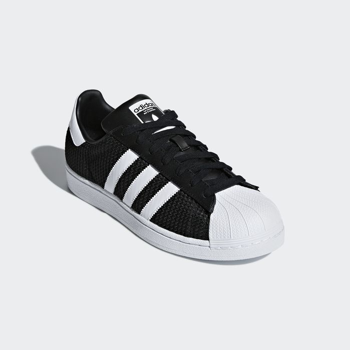 Black Super Star Adidas, Black Superstars, Adidas Superstar Black And White, Black Adidas Shoes Superstar, Adidas Superstar Black, Black Superstar, Superstar Shoes, Adidas Shoes Superstar, Fresh Dress