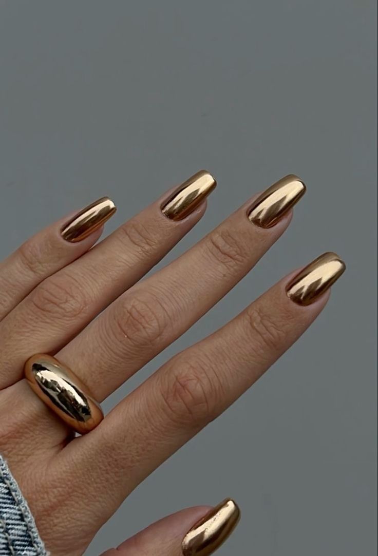 Chrome Nail Colors, Gold Chrome Nails, Simple Fall Nails, Golden Nails, Milky Nails, Chrome Nails Designs, Gothic Nails, Metallic Nails, Winter Nail Designs