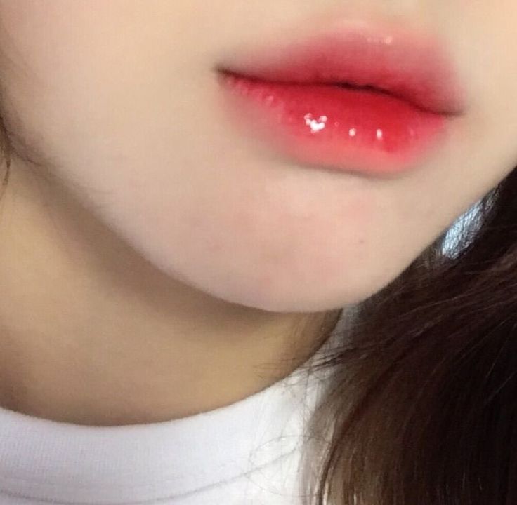 Gradient Lips, Korean Lips, Korean Eye Makeup, Ulzzang Makeup, Lip Makeup Tutorial, Lip Beauty, Beautiful Lips, Asian Makeup, Pretty Makeup