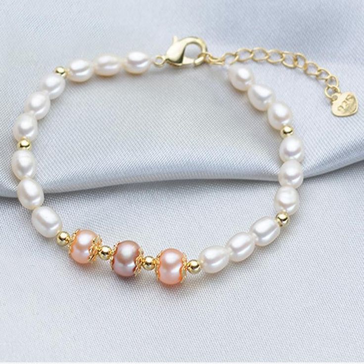 This beautiful Freshwater pearl bracelet ranges between 7-8mm in size and consists of beautiful and lustrous pearls in AAAA+ quality. All pearls in this bracelet are round and are strung with silk thread and double-knotted between each pearl. Known as the 'icon' of cultured pearls, Freshwater pearls have graced the necks, ears, fingers, and wrists of women for decades. Huge Tomato imports their Freshwater pearls from the Freshwater rs of Japan, grown in the Pinctada fucata oyster. All of our Fre Elegant Pearl Bracelet With 8mm Beads For Gifts, Pearl Bracelet With 8mm Beads, Round Pearl Bracelet With 8mm Beads, 8mm Pearl Beads Bracelet, Gift Pearl Bracelet With High Luster Round Beads, Gold Pearl Bracelet With Round Beads, High Luster Pearl Bracelet With Round Beads As Gift, High Luster Pearl Bracelet Gift, Gift Pearl Bracelet With High Luster