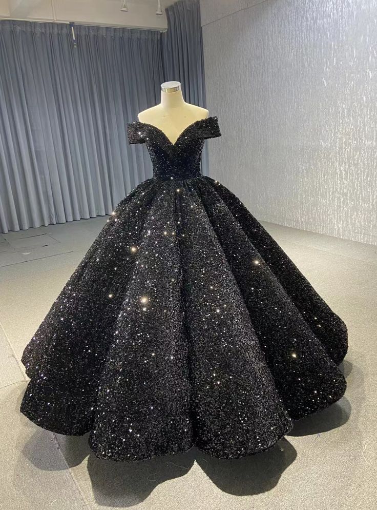 2021 2021 Prom Dresses, 2021 2021 Prom Dresses For Rent, 2021 A Line Prom Dresses, 2021 Aline Prom Dresses, Black Quince Dress, Sparkly Ball Gown, Black Quinceanera Dresses, Masquerade Ball Gown, Black Ball Gown, Pretty Quinceanera Dresses, Quince Dress, Ball Gowns Evening, A Line Prom Dresses