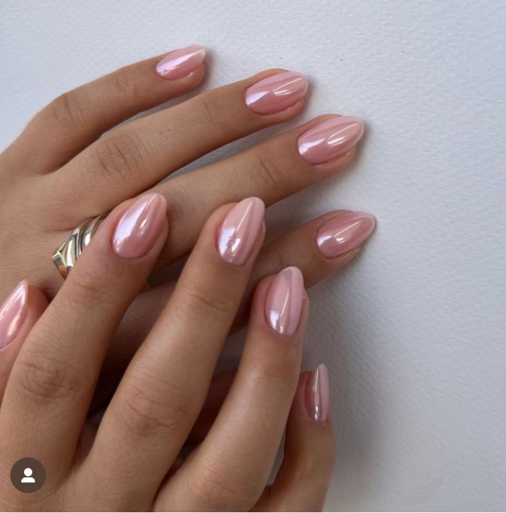 Chrome Nail Colors, Pink Chrome Nails, Chrome Nail, Work Nails, Nail Swag, Oval Nails, Girls Nails, Chic Nails, Chrome Nails