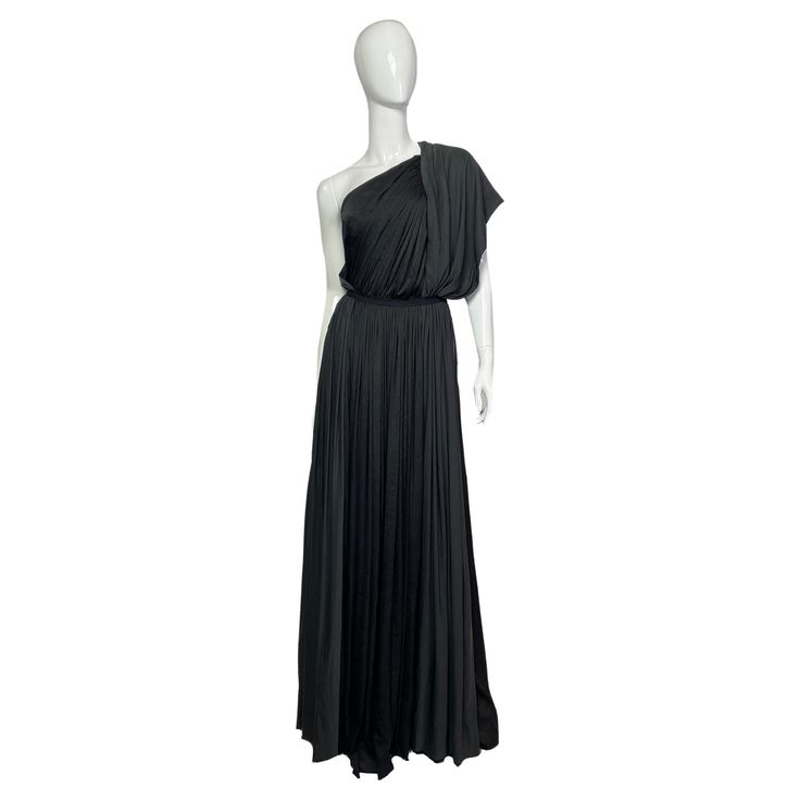 A stunning one-shoulder Lanvin gown with beautiful Greek-inspired drapery. Collection 2011 Additional information: Size: 36 FR (S-M) Condition: Very good. ........Additional information ........ - Photo might be slightly different from actual item in terms of color due to the lighting during photo shooting or your monitor's display. - All vintage items are at least 20 years old, many much older. The piece will not be perfect. I do my best to try to accurately describe the item and accurately measure. Please do not expect perfection in these pre owned and loved items. - No returns or exchanges But please contact me if you have any problems with your order. ______________________________ We are pleased to answer all your questions regarding our items! Feel free to contact us, and we will com Lanvin Gown, Jeanne Lanvin, Sienna Miller, Natalie Portman, 20 Years Old, Lanvin, 20 Years, Evening Gowns, One Shoulder Dress