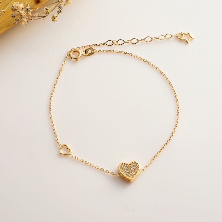 14K or 18K Heart Bracelet Solid Gold  6 7 8  inch from the producer ∘Garogold Heart Bracelet is made of 14K solid gold or 18K Solid Gold    ∘We produce gold bracelets in a variety of lengths, ranging from 6 inches to 8inches, ∘Garogold bracelet is produced in two gold options,  solid white gold and solid yellow gold.  ∘Gold bracelets are a popular choice as gifts for special occasions such as anniversaries or birthdays. A good Gift for mother for mother's day. EU and UK taxes; ∘EU and UK orders Rose Gold Plated Heart Bracelet For Valentine's Day, Luxury Adjustable Heart Bracelet, Valentine's Day Rose Gold Plated Heart Bracelet, Gold Bracelets With Heart Charm As A Gift, Gold Bracelet With Heart Charm For Wedding, Gold Bracelets With Heart Charm For Gift, Yellow Gold Bracelet With Heart Charm As Gift, Gold Name Bracelet With Heart Charm For Anniversary, Gold Heart-shaped Chain Bracelet For Mother's Day