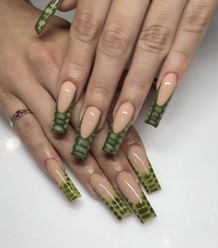 Green Fall Nails Square, Green Alligator Nails, Crocodile Nails Green, Green Croc Print Nails, Green Crocodile Nails, Green Croc Nails, Apple Green Nails, Olive Green French Tip Nails, Green Nails Square