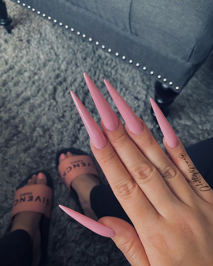 Stiletto Pink Nails, Toenails Designs, Stilleto Nails Designs, 2022 Nails, Sharp Nails, Punk Nails, Long Acrylic Nails Coffin, Pink Nail Designs, Toe Nail Designs