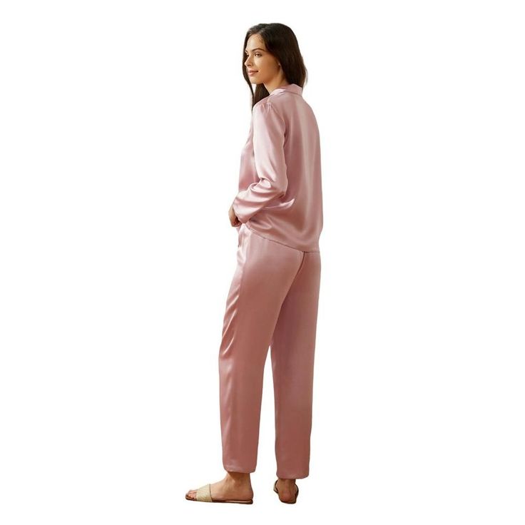 With a timeless design and comfortable fit, these silk pajama pants are suitable for everyday wear, adjusting to different seasons and climates. Whether you wear them for a restful night's sleep or as loungewear during the day, these washable silk pajama pants are a versatile and convenient option. Silk Sleepwear For Pajama Party, Casual Satin Sleepwear, Comfortable Satin Lounge Pants, Satin Pants With Elastic Waistband For Loungewear, Satin Lounge Pants With Elastic Waistband, Silk Sleepwear For Loungewear In Relaxed Fit, Silk Sleepwear Relaxed Fit For Loungewear, Silk Long Pants For Loungewear, Casual Satin Bottoms For Loungewear