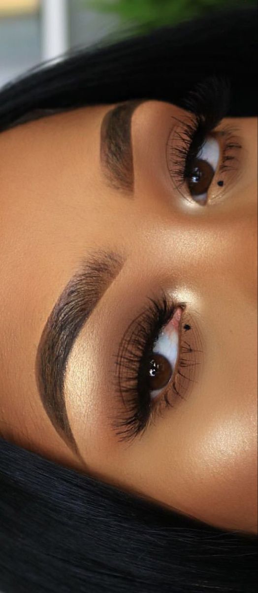 Gold Natural Makeup For Black Women, Light Brown Makeup Looks Black Women, Gold Natural Makeup Looks Black Women, Natural Makeup Ideas For Black Women, Cute Simple Makeup Looks Black Women, Lashes For Black Women, Makeup Ideas On Light Skin, Makeup Looks For 18th Birthday, Matric Makeup Ideas