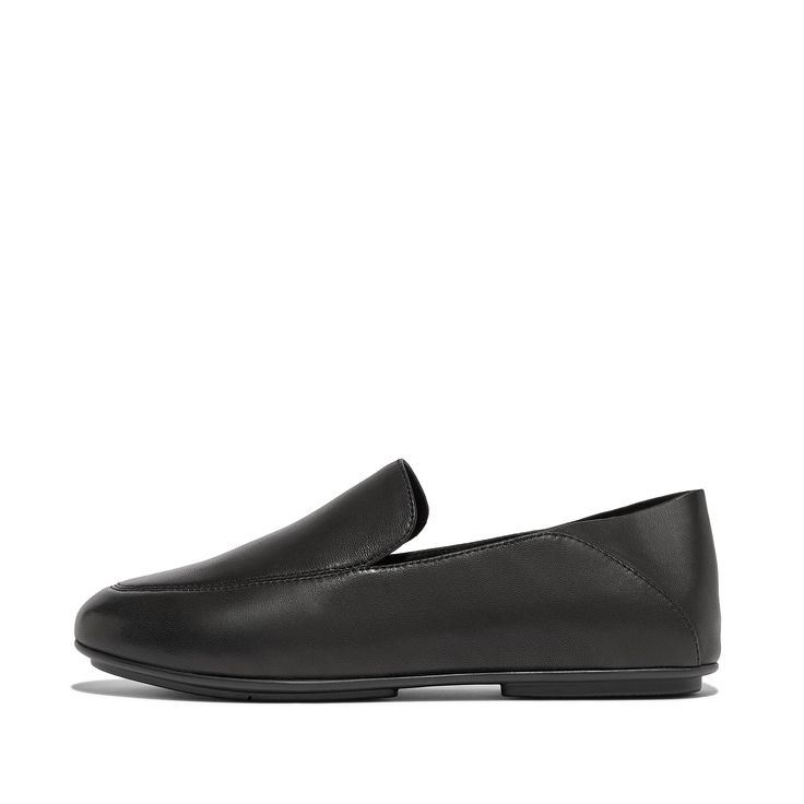 Classic Everyday Loafers With Removable Insole, Classic Everyday Loafers With Leather Footbed, Classic Leather Sole Loafers For Everyday, Classic Loafers With Leather Sole For Everyday, Elegant Leather Loafers For Everyday, Chic Everyday Loafers For Fall, Chic Everyday Spring Loafers, Classic Everyday Slip-ons With Almond Toe, Everyday Flat Leather Loafers