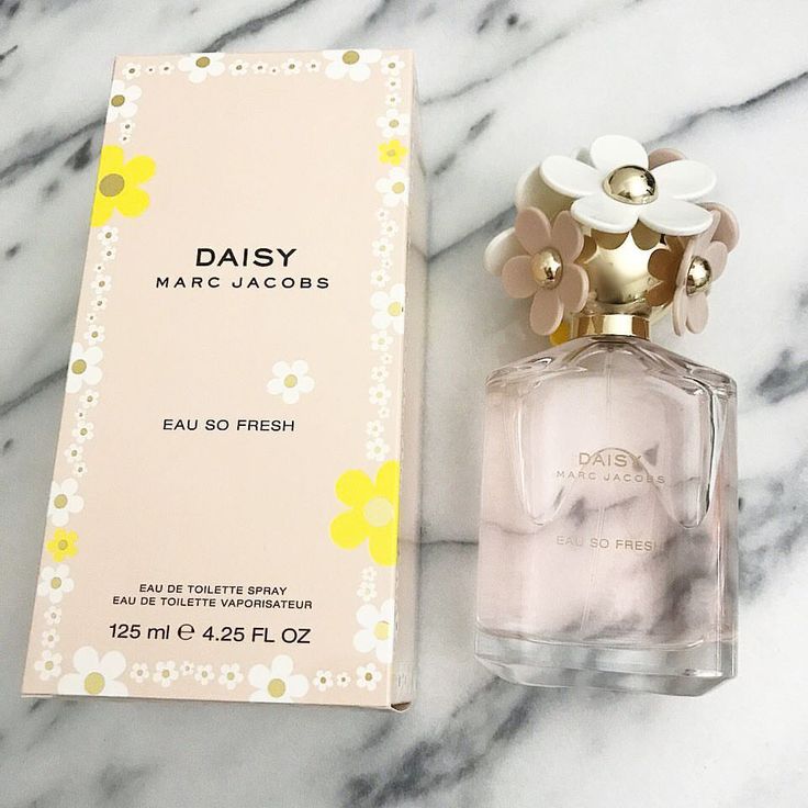 //12:17 am// @emelyjette Marc Jacob’s Perfume, Carlton London Perfume, Marc Jacob’s Daisy Perfume, Marc Jacobs Daisy, Fragrances Perfume, Marc Jacobs, Virginia, Perfume Bottles, Spray