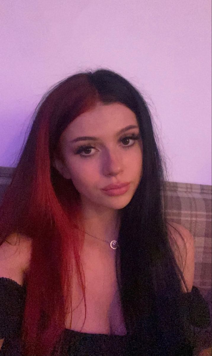 Split Black And Red Hair, Long Hair Split Dye, Red And Brown Hair Split, Split Dyed Hair Black And Red, Subtle Split Dyed Hair, Alt Split Dye, Half Ginger Half Black Hair, Black And Pink Split Dye, Half Brown Half Red Hair