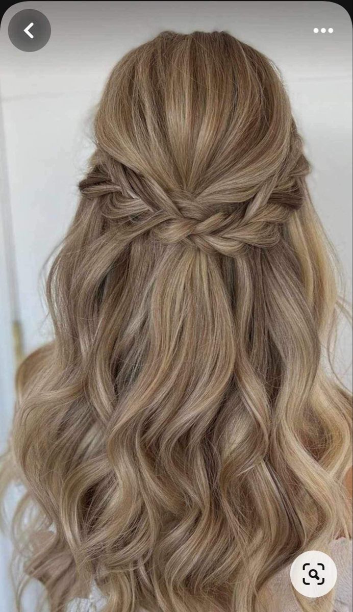 Grad Hairstyles, Loose Braid, Curled Hairstyles For Medium Hair, Bridesmaid Hair Inspo, Grad Hair, Bridemaids Hairstyles, Cute Prom Hairstyles, Braid Twist, Wedding Hair Half