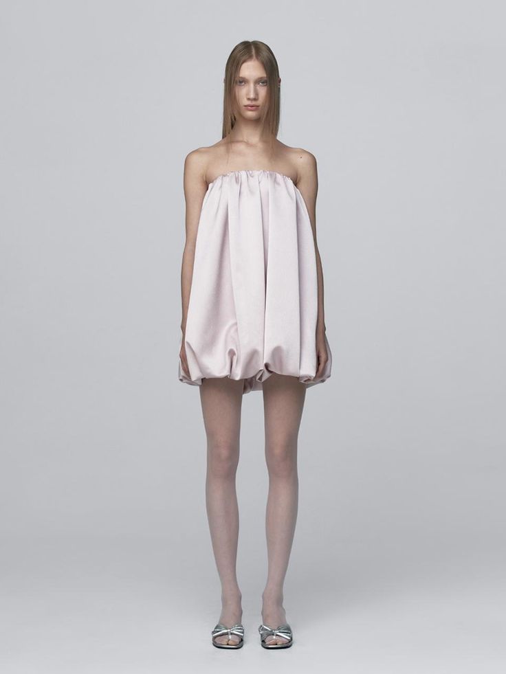 Composition : POLYESTER 100%Country of Origin : Republic of Korea Spring Party Mini Dress With Bubble Hem, Pink Mini Dress For Evening, Spring Evening Mini Dress With Bubble Hem, Chic Pink Mini Dress For Evening, Summer Knee-length Bubble Dress, Chic Pink Mini Dress For Cocktail, Knee-length Summer Bubble Dress, Spring Evening Mini Bubble Dress, Fitted Pink Bubble Hem Dress