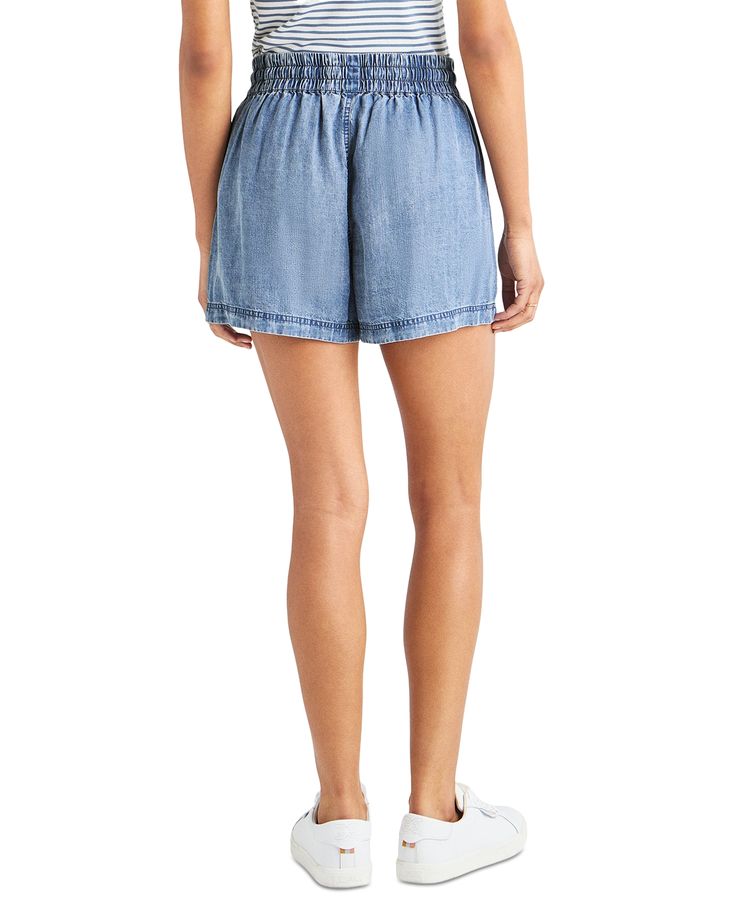 Splendid Campside Indigo Shorts.Color:Indigo.Size:S.Material:100% lyocell.Shorts. Led Fashion, Rollerball Perfume, Beauty Sale, Take It Easy, Fragrance Design, Drawstring Shorts, Beauty Trends, Short Tops, Chambray