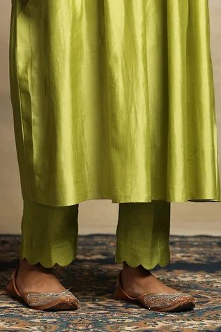 Shop for Weaver Story Green Handwoven Pure Chanderi Yoke Embroidered Anarkali Set for Women Online at Aza Fashions Chanderi Anarkali, Embroidered Anarkali, Cotton Dupatta, Embroidered Dupatta, Scallop Hem, Luxury Sale, Pattern Embroidery, How To Hem Pants, Scalloped Hem