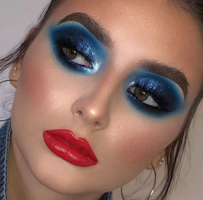 9 Seductive Blue Makeup Looks To Try This Fall - Page 5 of 9 - VIVA GLAM MAGAZINE�™ Sky Blue Makeup, 4th Of July Makeup, Blue Eyeshadow Looks, Blue Makeup Looks, Party Makeup Looks, Cute Eyeshadow Looks, Orange Makeup, Bold Makeup Looks, Heavy Makeup