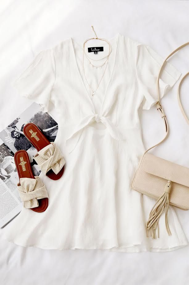 #lovelulus White Skater Dresses, Mode Inspo, Cute Summer Outfits, Looks Style, Holiday Outfits, Spring Summer Fashion, Cute Dresses, Spring Outfits, Dress To Impress