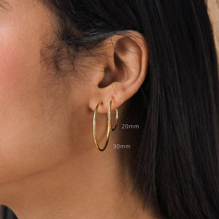 L A R G E ∙ T H I N ∙ H O O P S * Material: High Quality Solid 925 Sterling Silver * Finish: Sterling Silver ∙ 18K Gold * Featuring 30mm Thin Endless Hoop Earrings. H O W ∙ T O ∙ O R D E R * Select your finish in the drop down menu. Design is available in 2 colors: 18k Gold and Sterling Silver. O T H E R ∙ I N F O R M A T I O N * All items are nicely packaged ready to gift in elegant jewelry boxes. * If you can't find the information you need or need some advice for your design? Feel free to con Circle Jewelry, Simple Hoop Earrings, Large Hoop Earrings, Hypoallergenic Earrings, Menu Design, Gold Hoops, Jewelry Boxes, Perfect Gift For Her, Elegant Jewelry