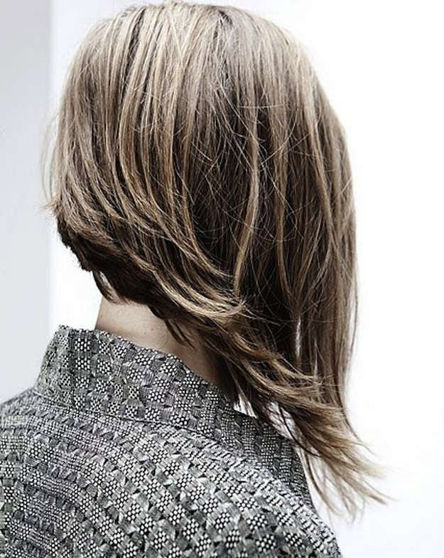 Assymetrical Hair, Cortes Bob, Asymmetrical Haircut, Medium Hair Styles For Women, Wavy Hairstyles Medium, Layered Bob Haircuts, Corte Bob, Long Face Hairstyles, Medium Short Hair