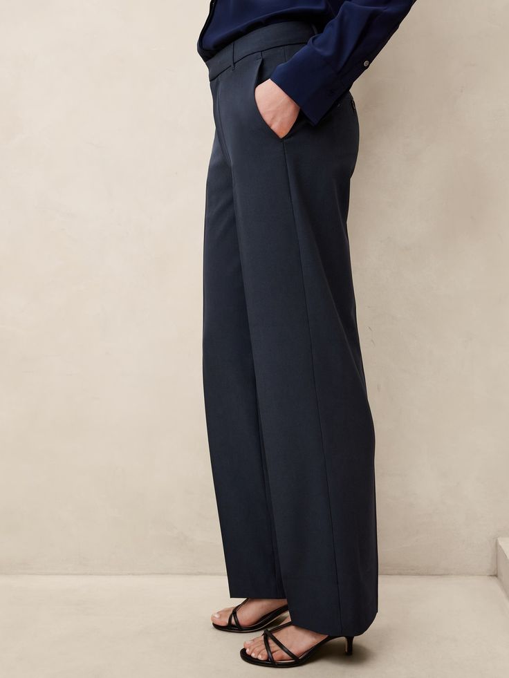 Sculpted Straight Pant | Banana Republic Factory Bar Fronts, Banana Republic Factory, Spring Style, Straight Pants, Petite Size, Welt Pocket, Casual Pants, Spring Fashion, Banana Republic