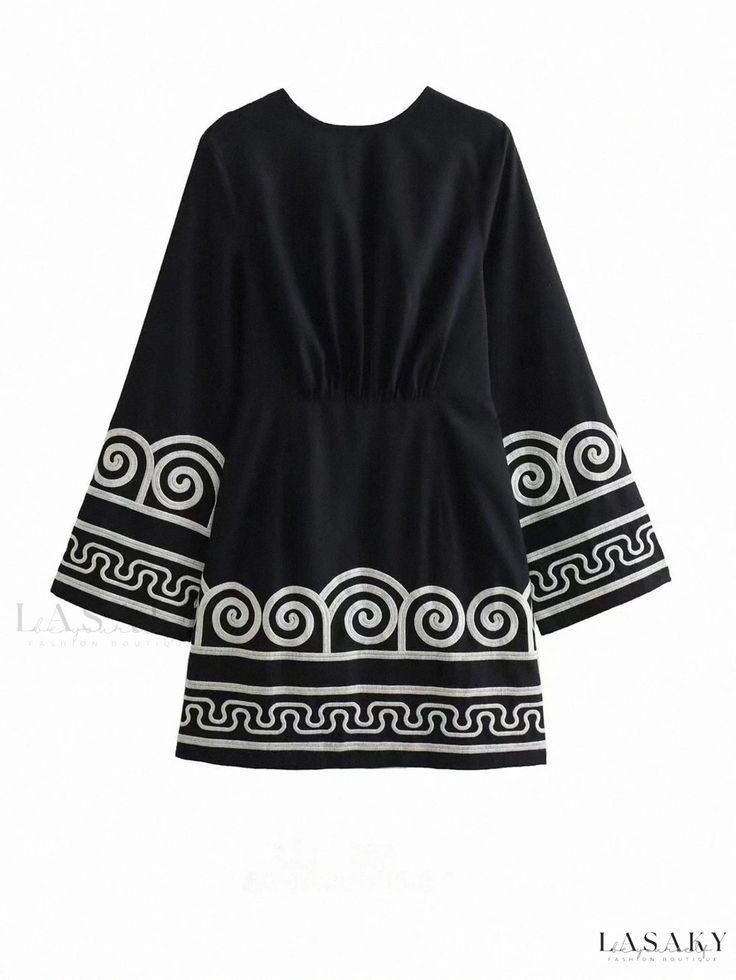 Lasaky - Elegant and Comfortable Embroidered Blend Dress Embroidered Midi Dress, Crewneck Dress, Embroidery Fashion, Embroidery Dress, Types Of Skirts, Black Midi Dress, Flared Sleeves, A Line Skirts, Women Long Sleeve